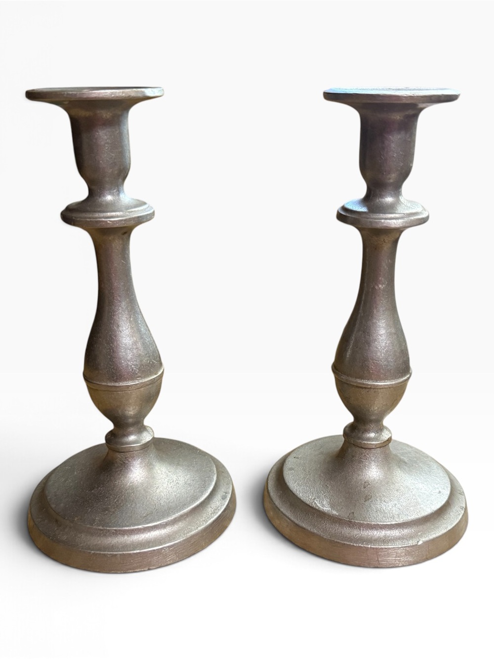 Pair of Wilton Armetale Vintage Colonial-Style Candlestick Holders
